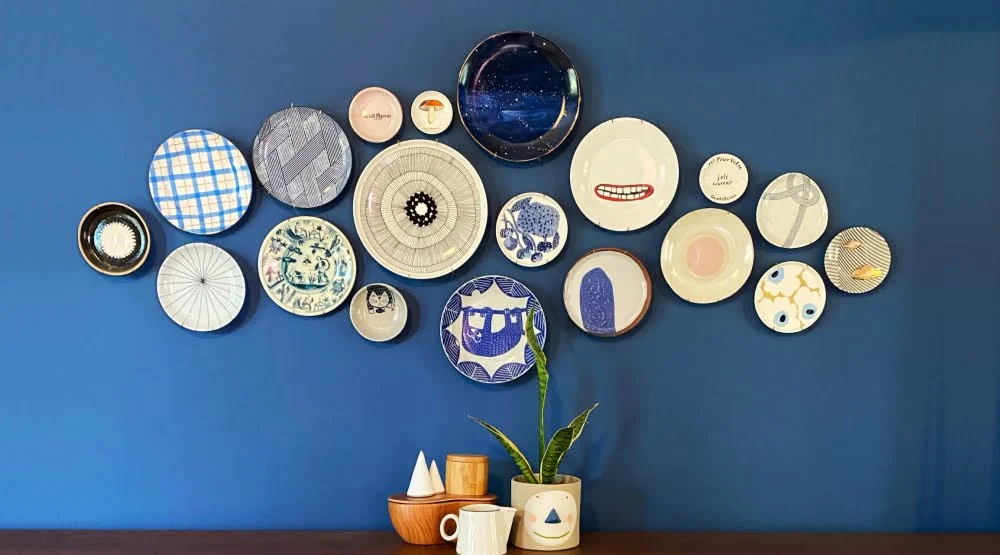 Wall decoration with plates - Make your wall unique!